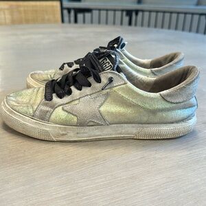 Golden goose low top sneakers